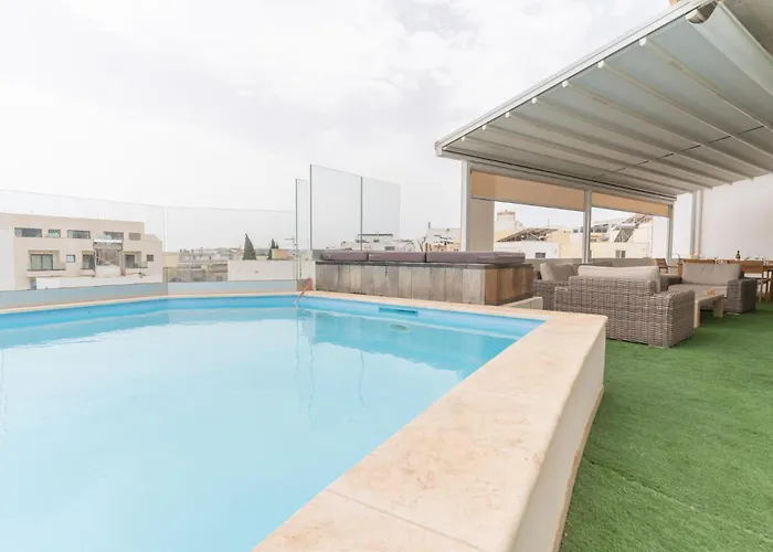 Lägenhet Large With Pool *