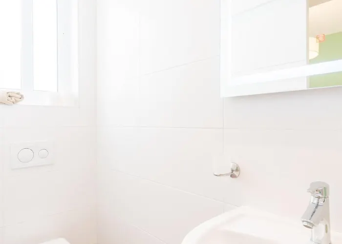 Large With Pool * Is-Swieqi