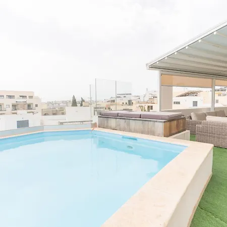 Apartment Large With Pool