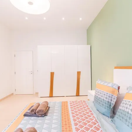 Large With Pool * Is-Swieqi