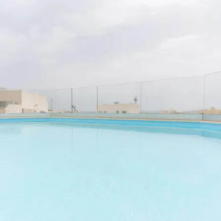 Appartement Large With Pool