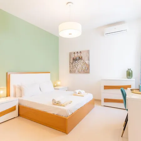 Appartement Large With Pool *