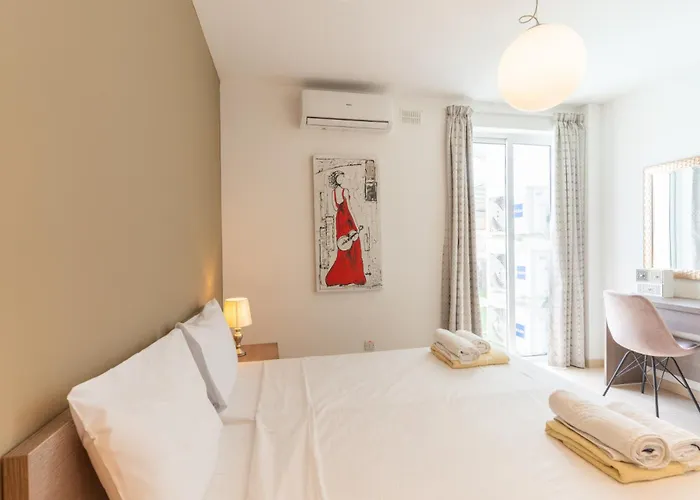 Large With Pool Appartamento Is-Swieqi