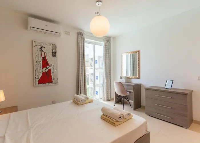 Large With Pool Appartamento *