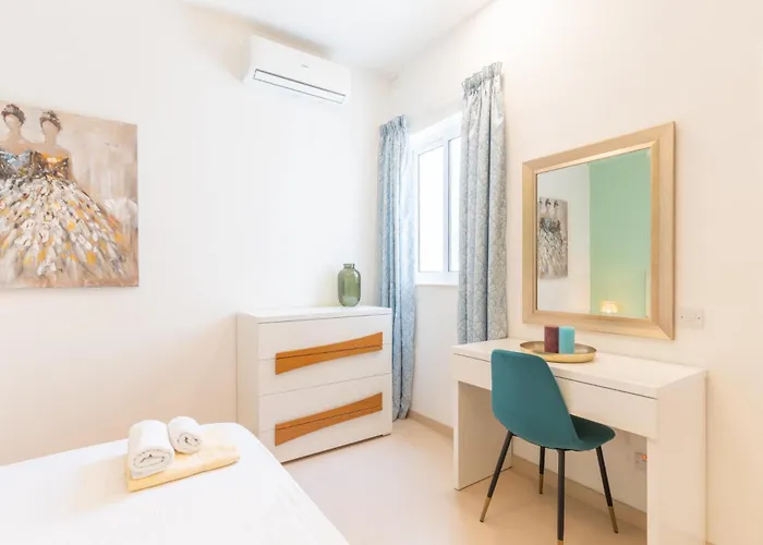 Appartamento Large With Pool Is-Swieqi